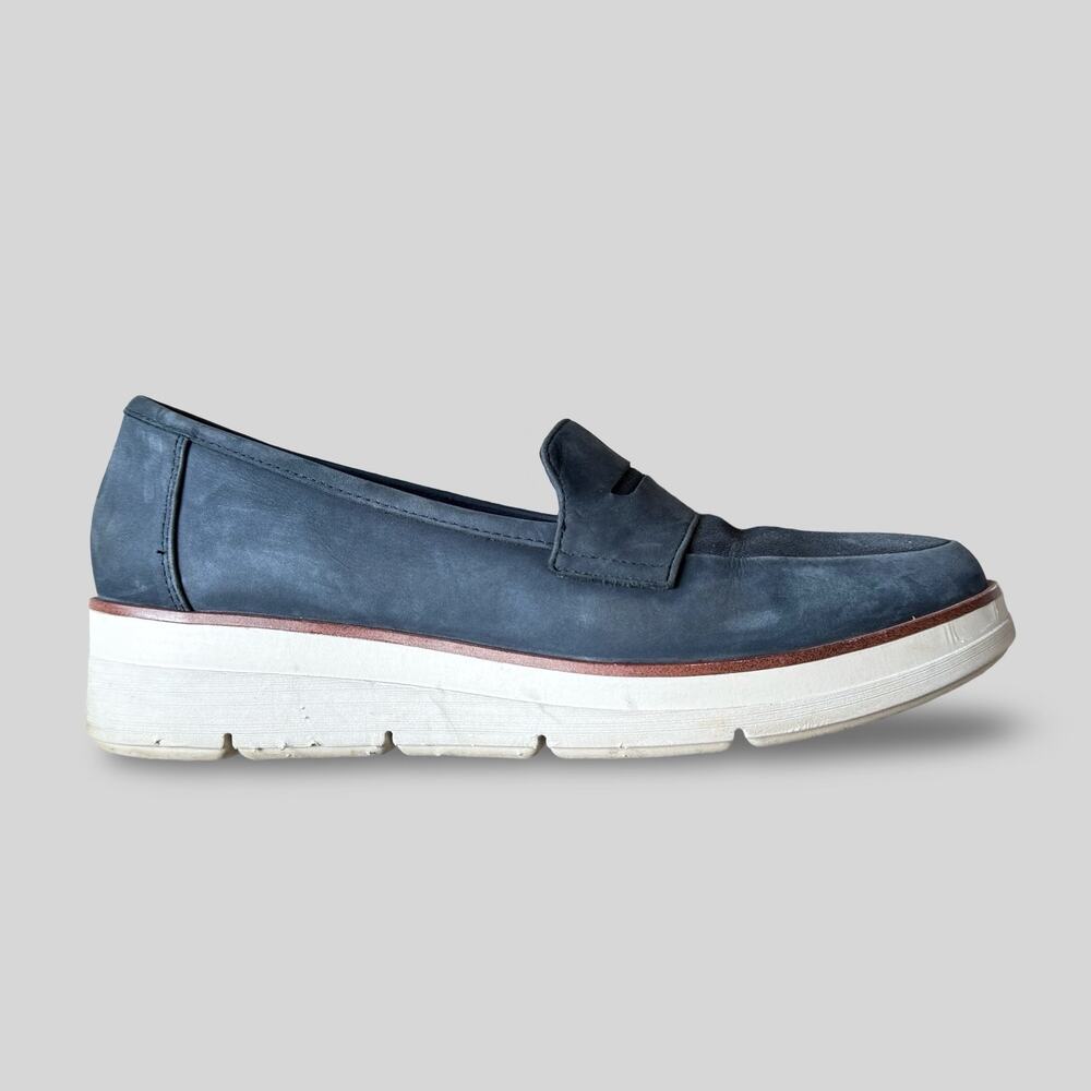 Clarks Unstructured Suede Loafers - Picture 6 of 7